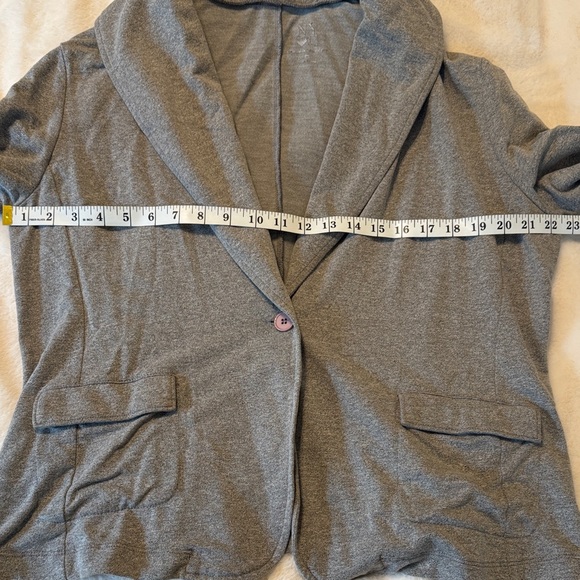 Women's Casual Gray Blazer Jacket - Picture 3 of 7